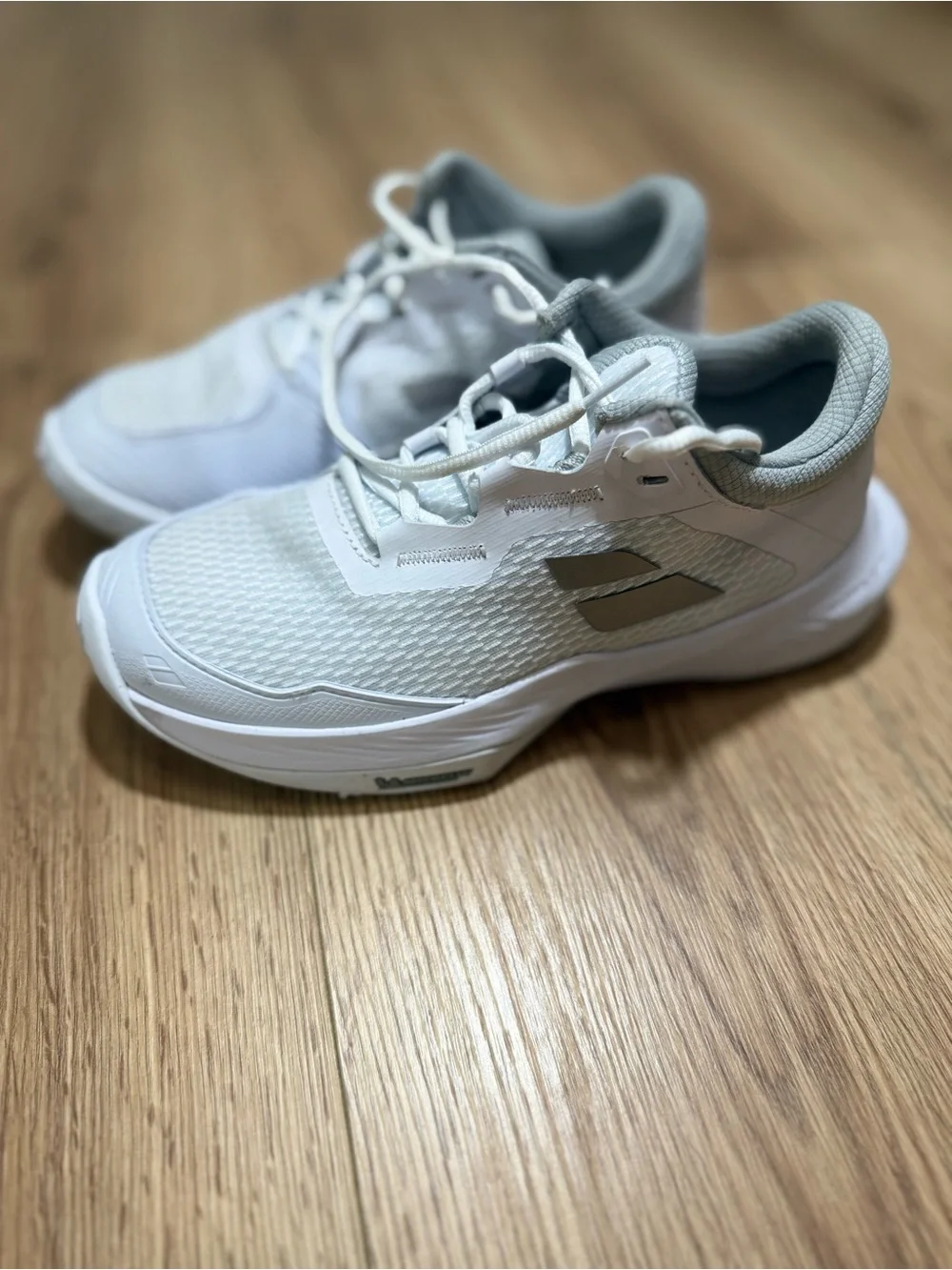 Women’s Athletic Tennis Shoes - White/Grey
